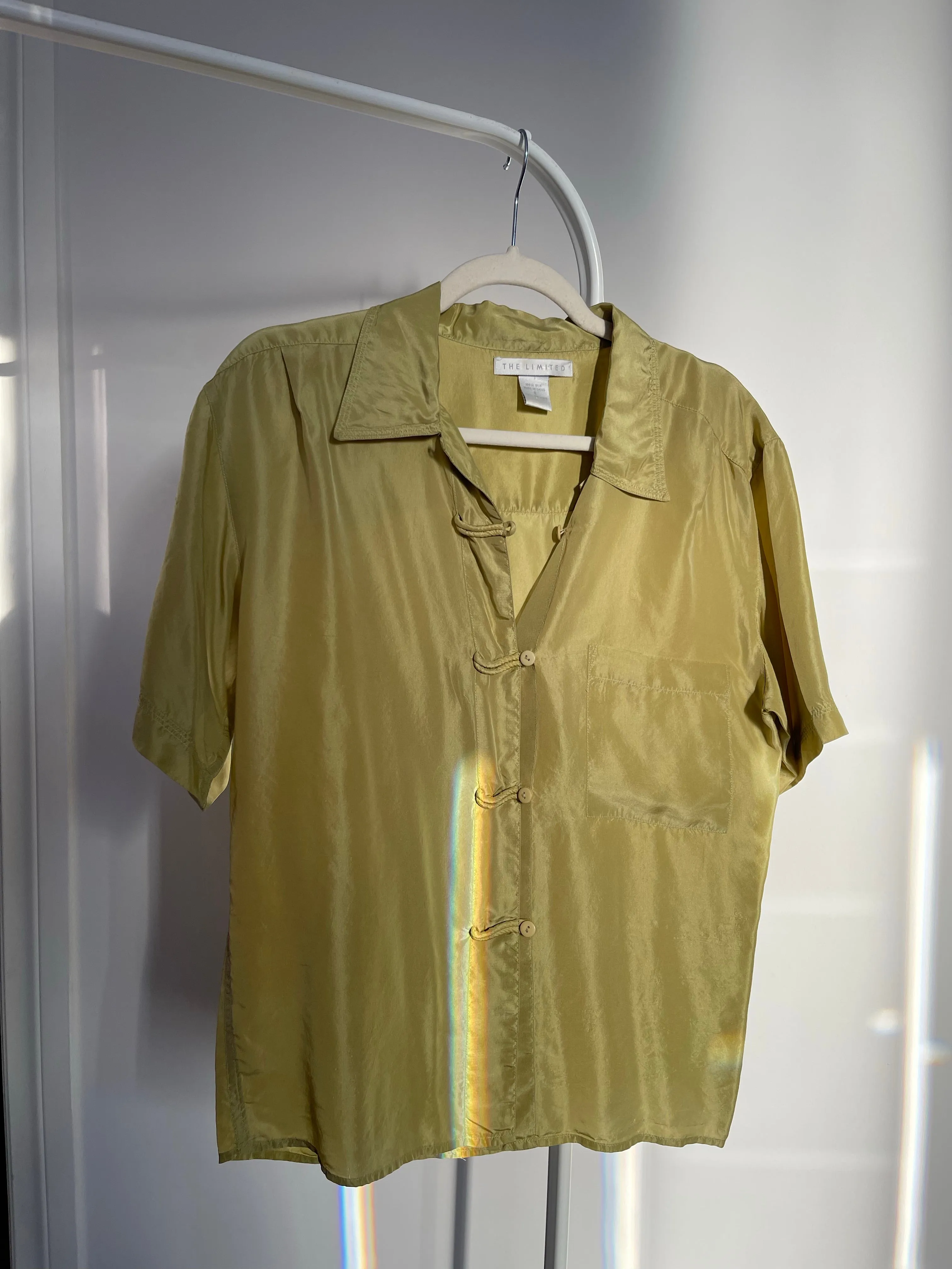 90s Luxurious 100% Silk Chartresuse Blouse - S/M