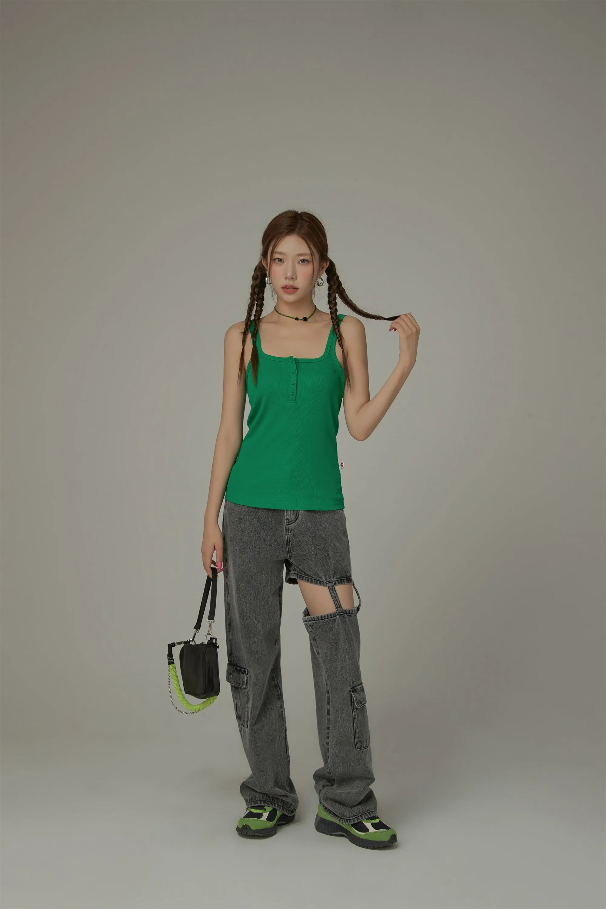 Color Button Sleeveless Tank Top