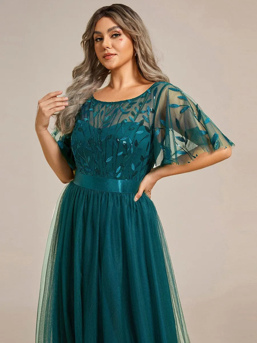 Plus Size Women's Embroidery Bridesmaid Dress with Short Sleeve