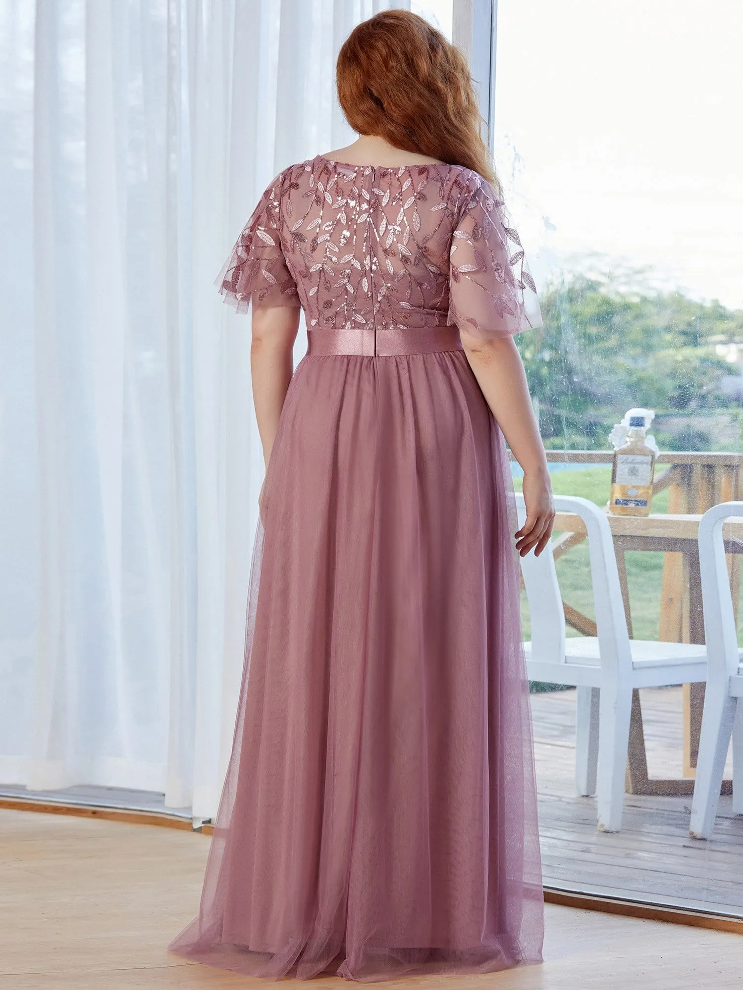 Plus Size Women's Embroidery Bridesmaid Dress with Short Sleeve